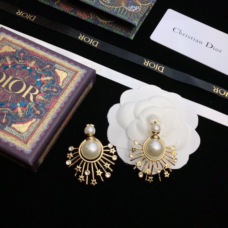 chr1st1an D10r earrings